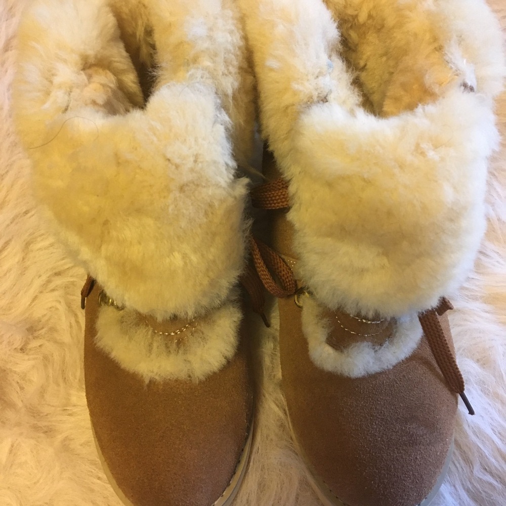 RJ Fuzzies Women’s Winter Booties
